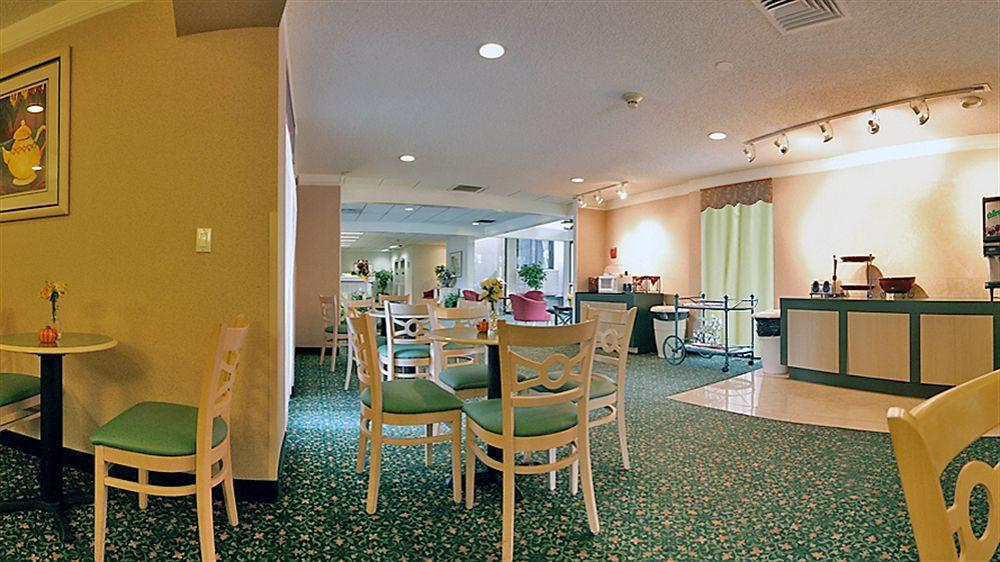 Готель La Quinta By Wyndham Seattle Sea-Tac Airport СіТак Екстер'єр фото