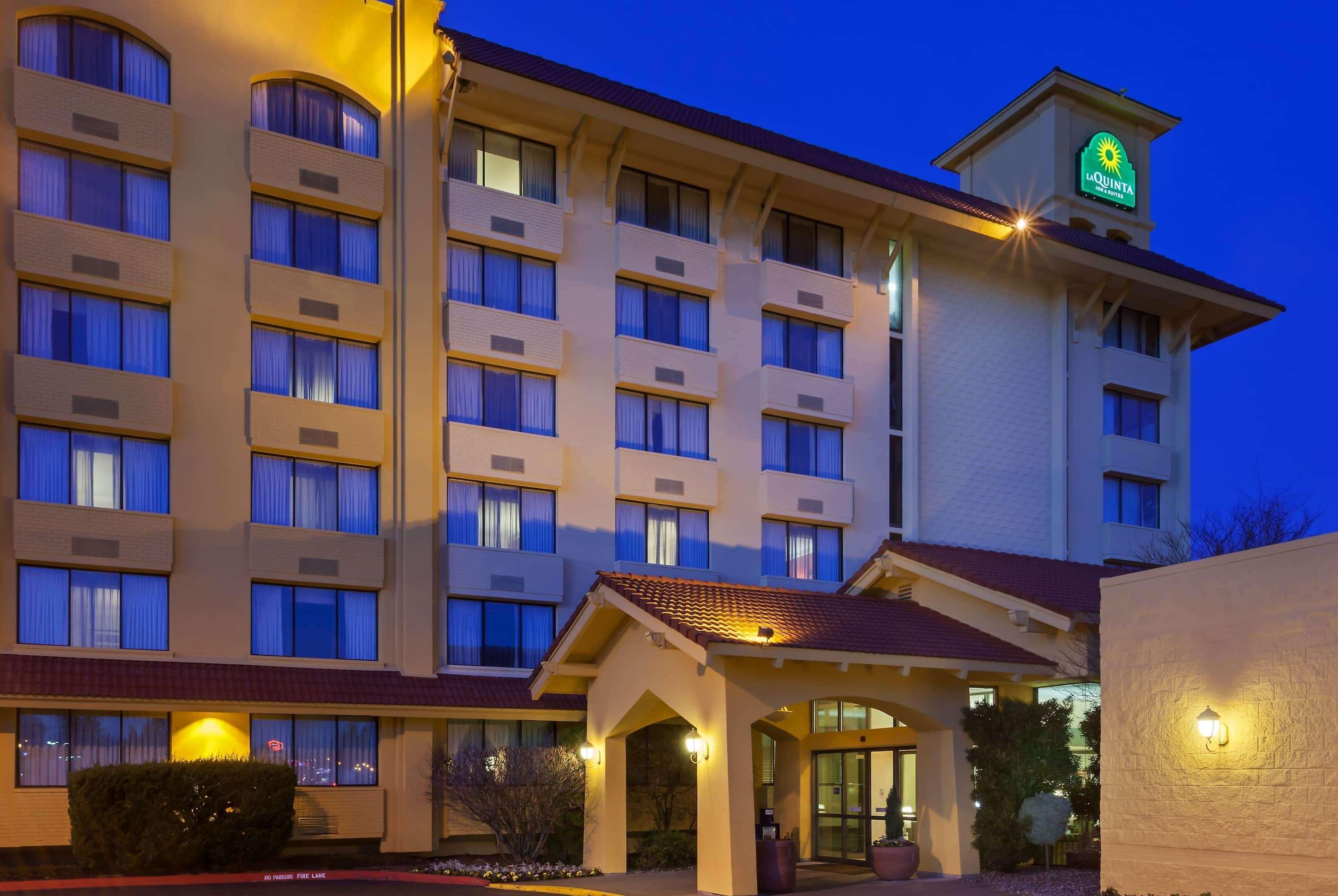 Готель La Quinta By Wyndham Seattle Sea-Tac Airport СіТак Екстер'єр фото